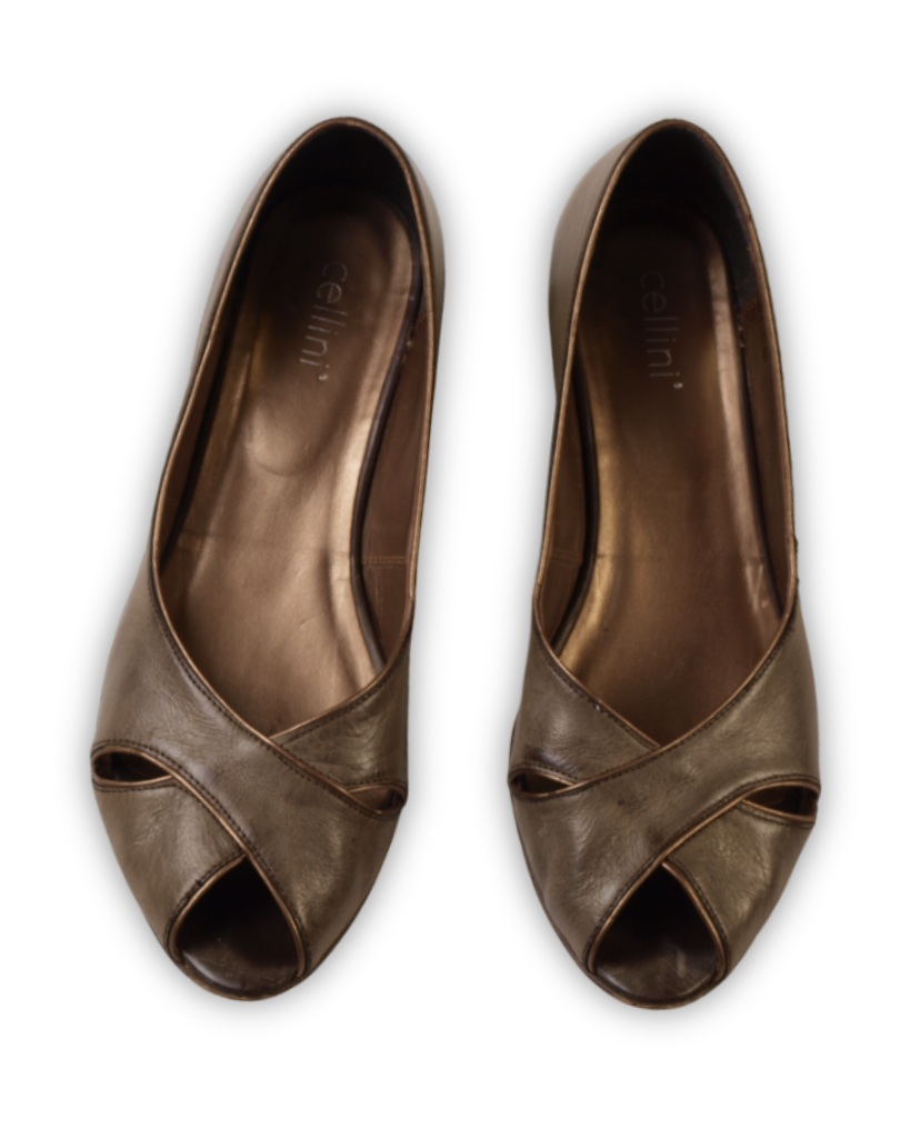 Groenbeige pump tweedehands schoenen dames