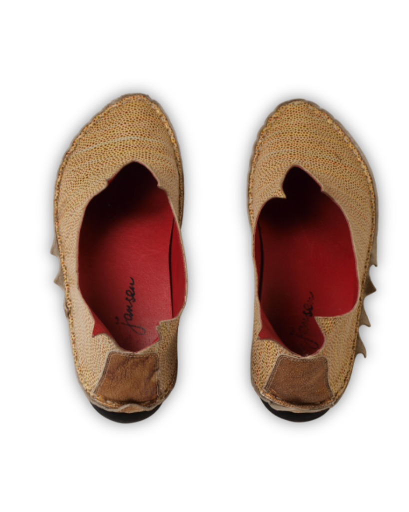 Beige tweedehands schoenen dames